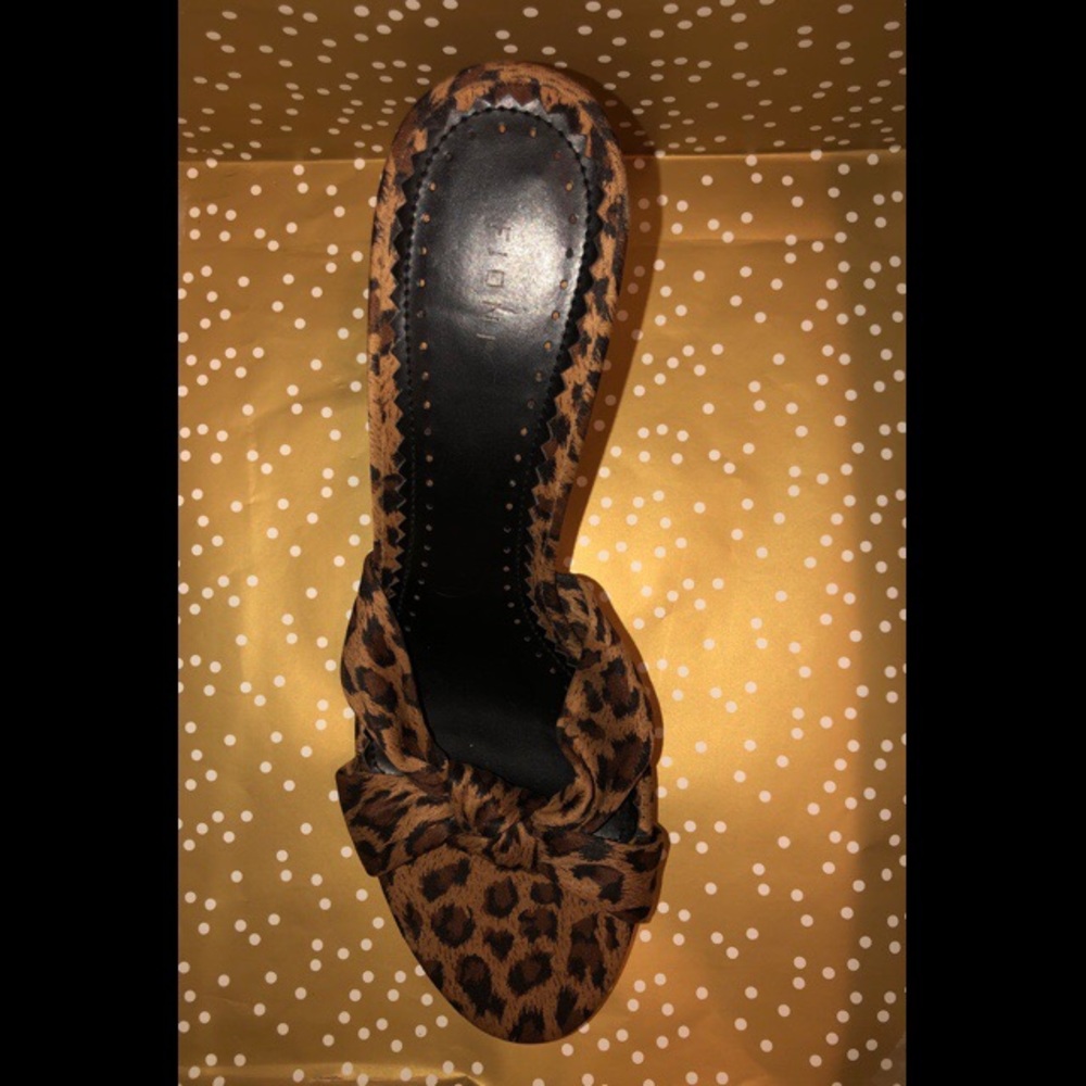 Cheetah sandals - Picture 2 of 3